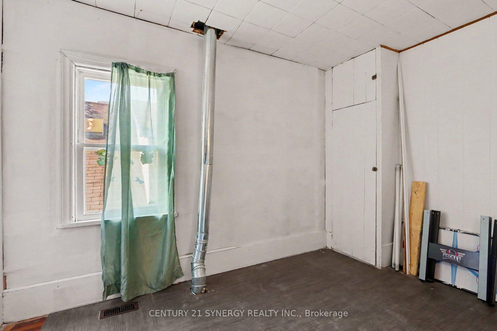 37 Smiths Falls Avenue • Smiths Falls, ON photo 22