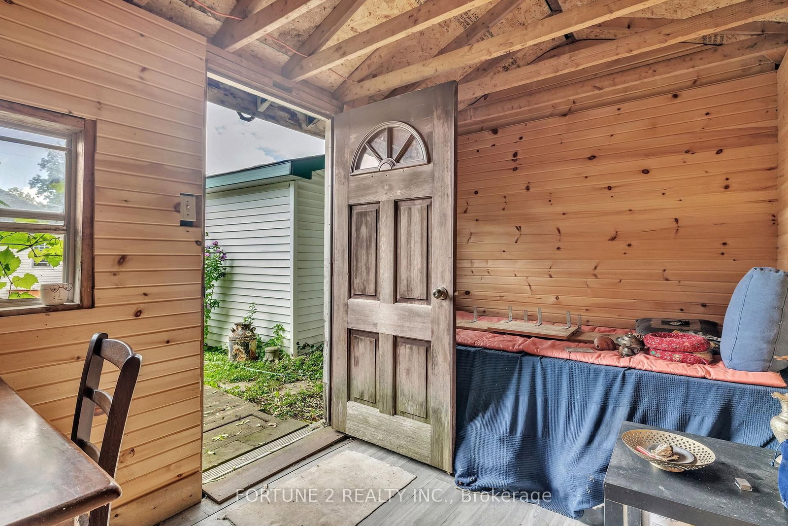 119 ALEXANDRA Street • London South, ON photo 34