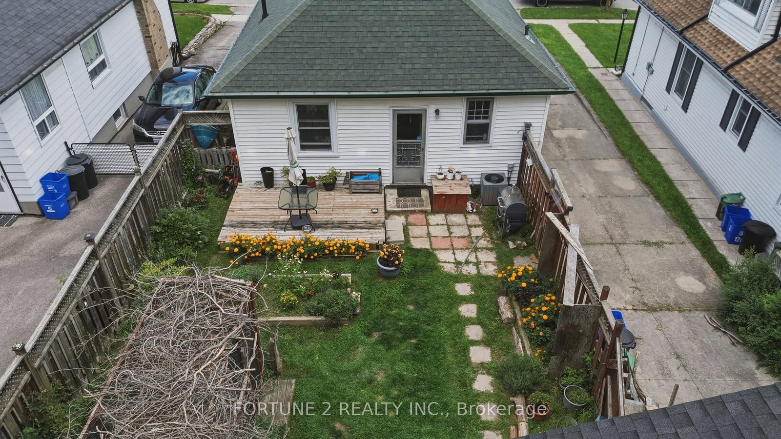 119 ALEXANDRA Street • London South, ON photo 37