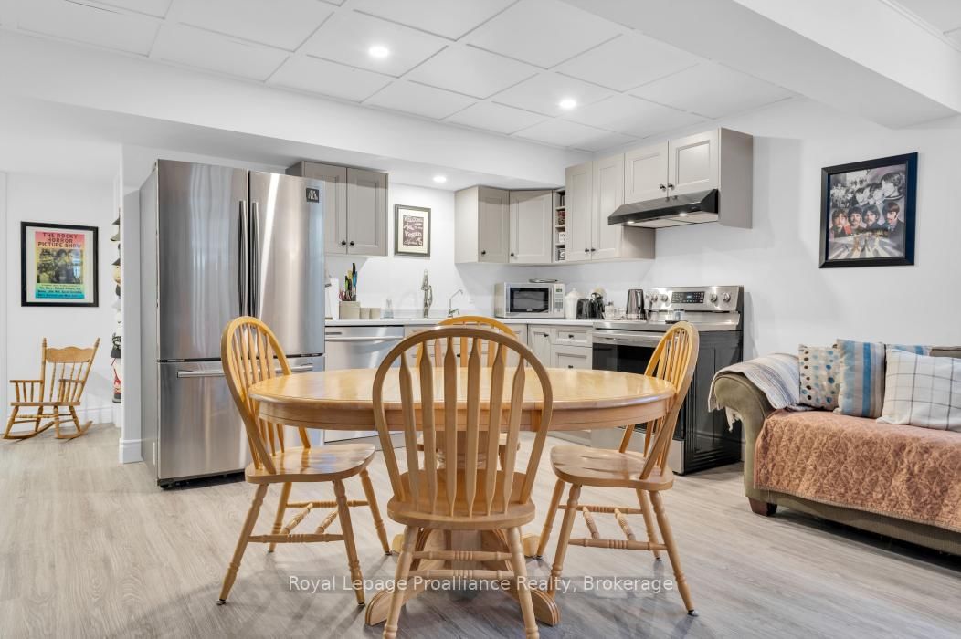 49 Redwood Drive • Belleville, ON photo 28