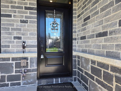 49 Redwood Drive • Belleville, ON photo 4
