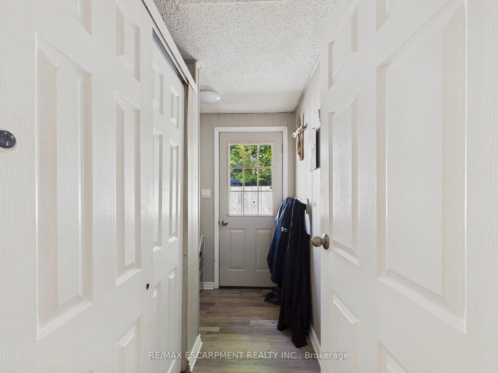 25 Wellington Street • Bracebridge, ON photo 17
