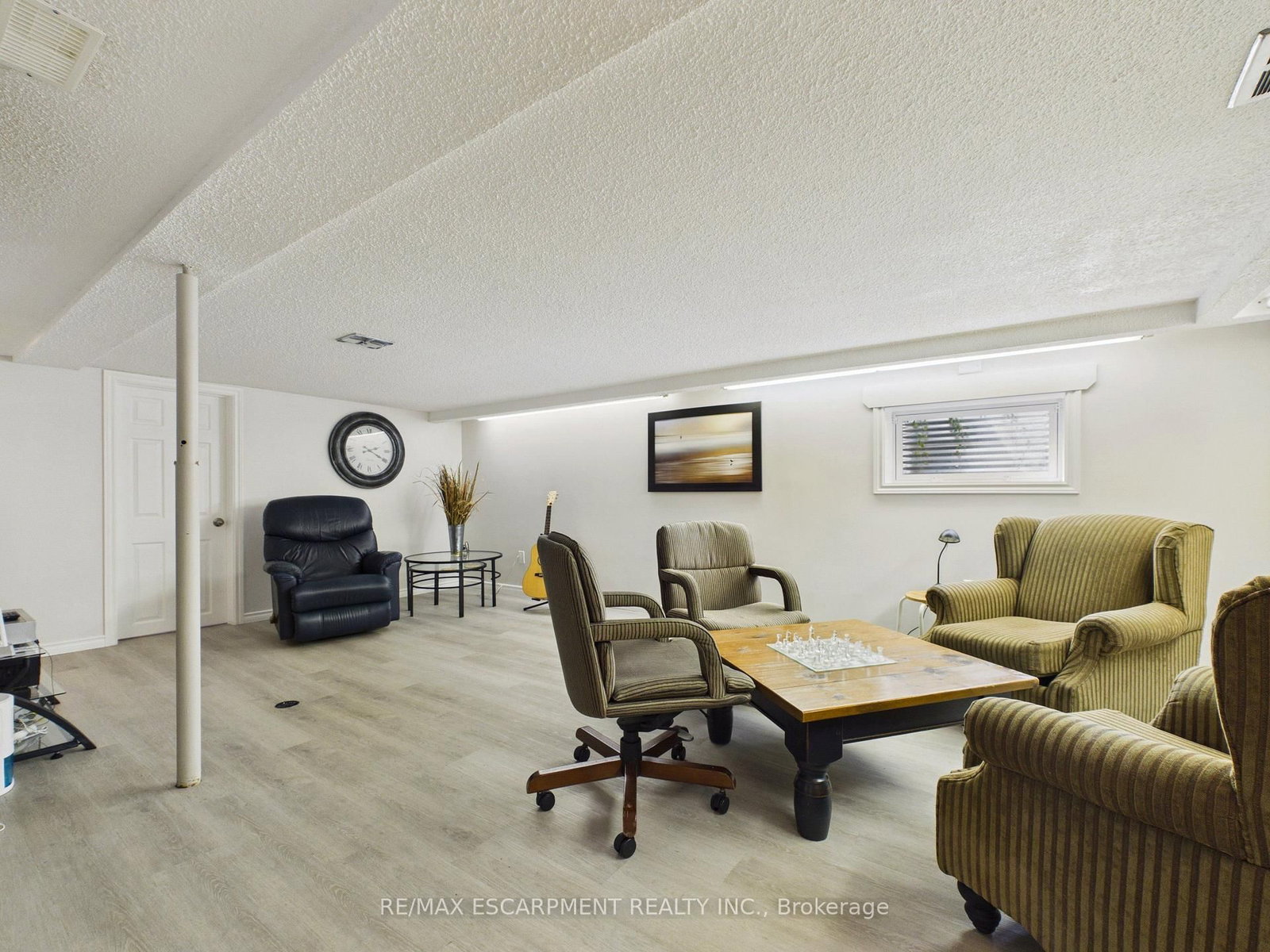25 Wellington Street • Bracebridge, ON photo 19