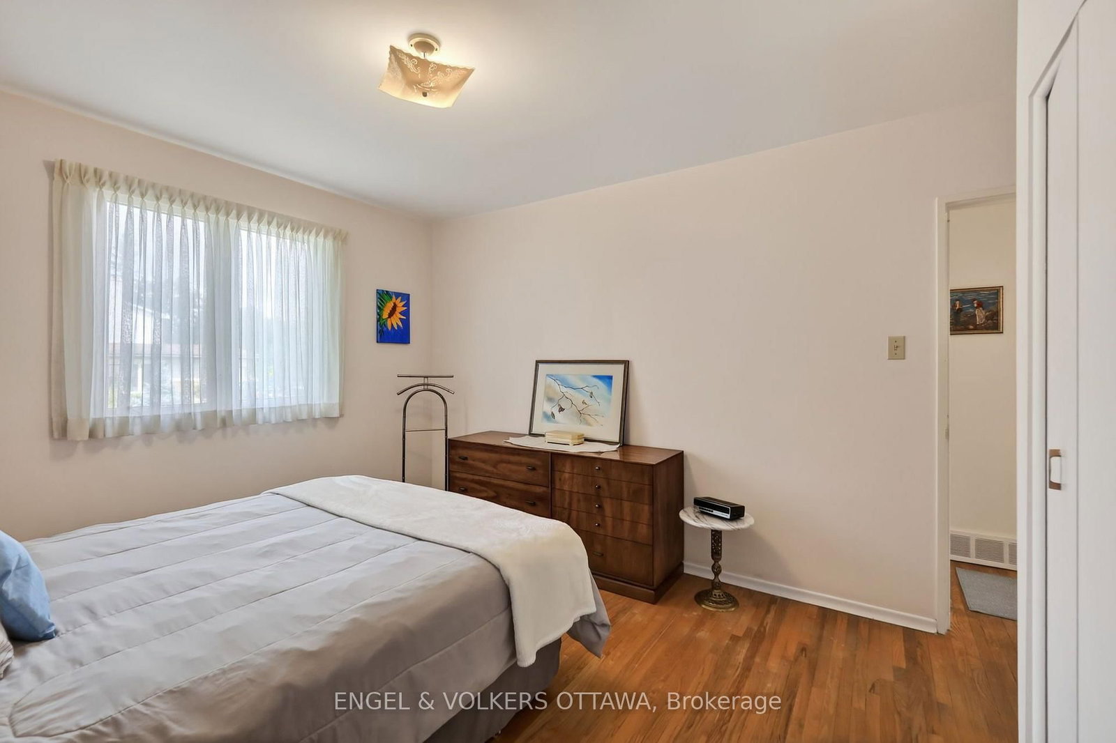 1994 Connecticut Avenue • Ottawa, ON photo 16