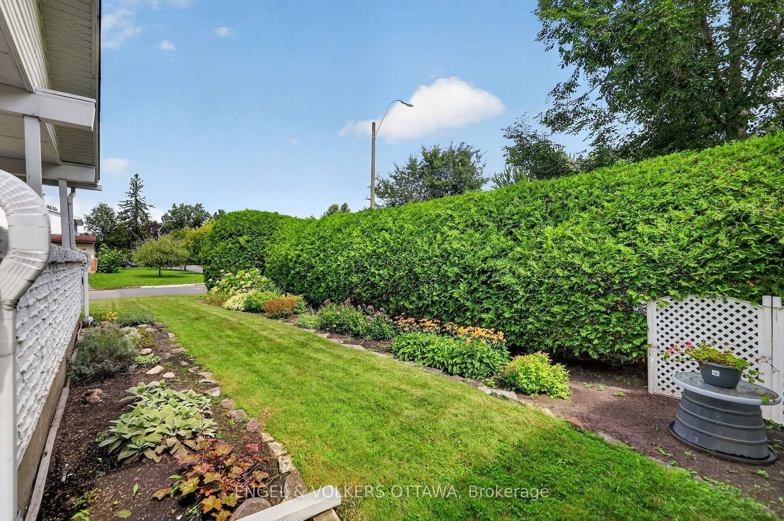 1994 Connecticut Avenue • Ottawa, ON photo 23