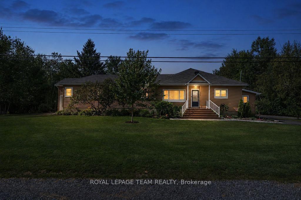 4869 THUNDER Road • Carlsbad Springs, ON photo 1