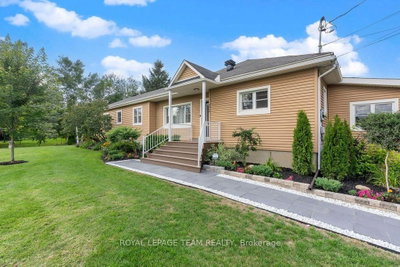 4869 THUNDER Road • Carlsbad Springs, ON photo 4