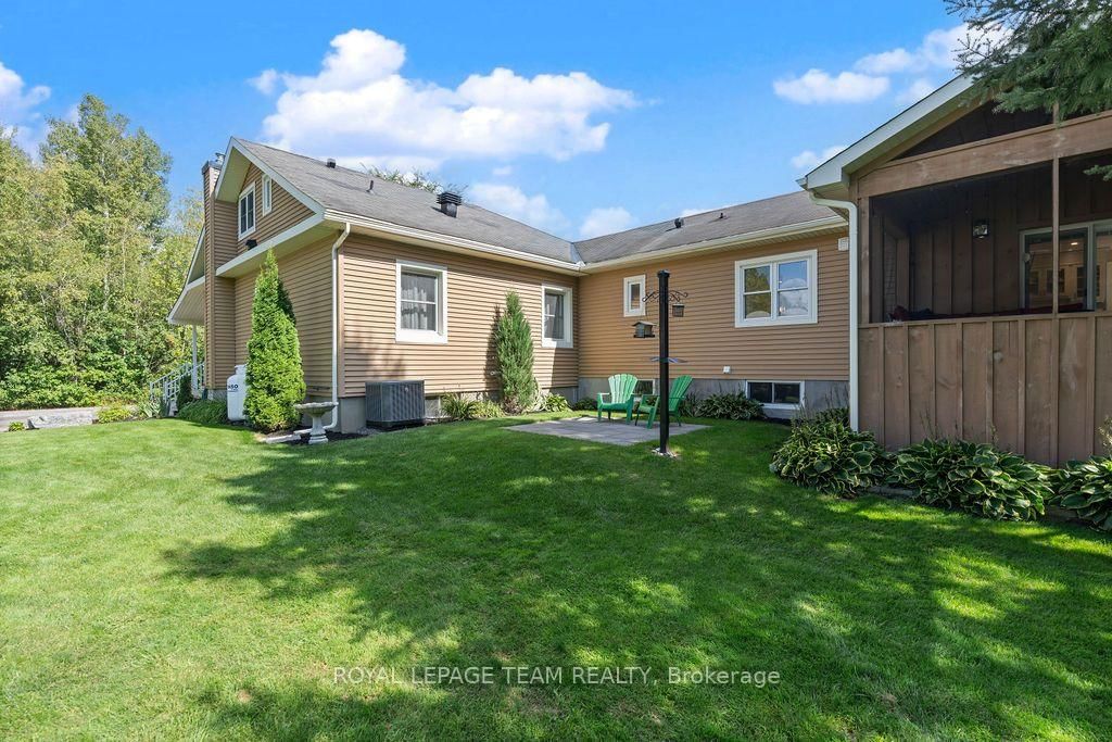 4869 THUNDER Road • Carlsbad Springs, ON photo 45