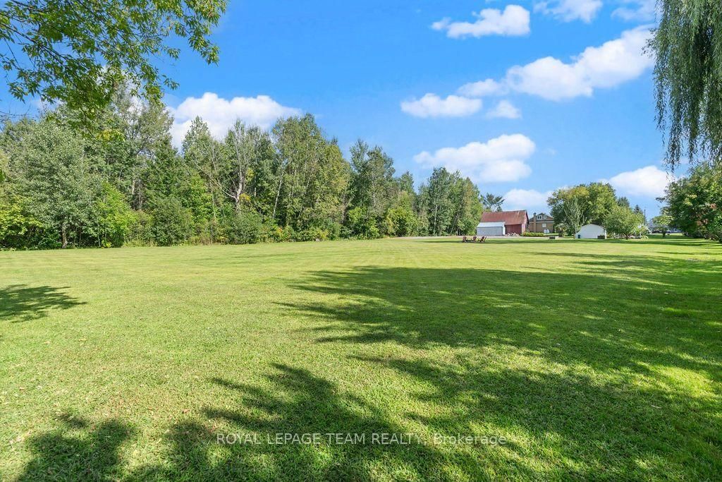 4869 THUNDER Road • Carlsbad Springs, ON photo 50