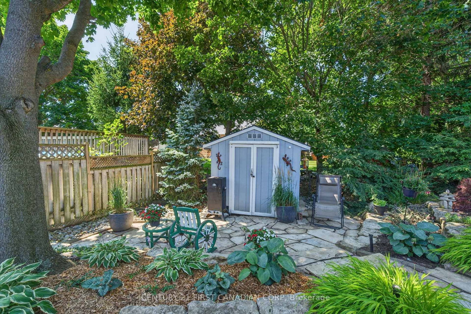 67 Moffatt Lane • Strathroy-Caradoc, ON photo 8