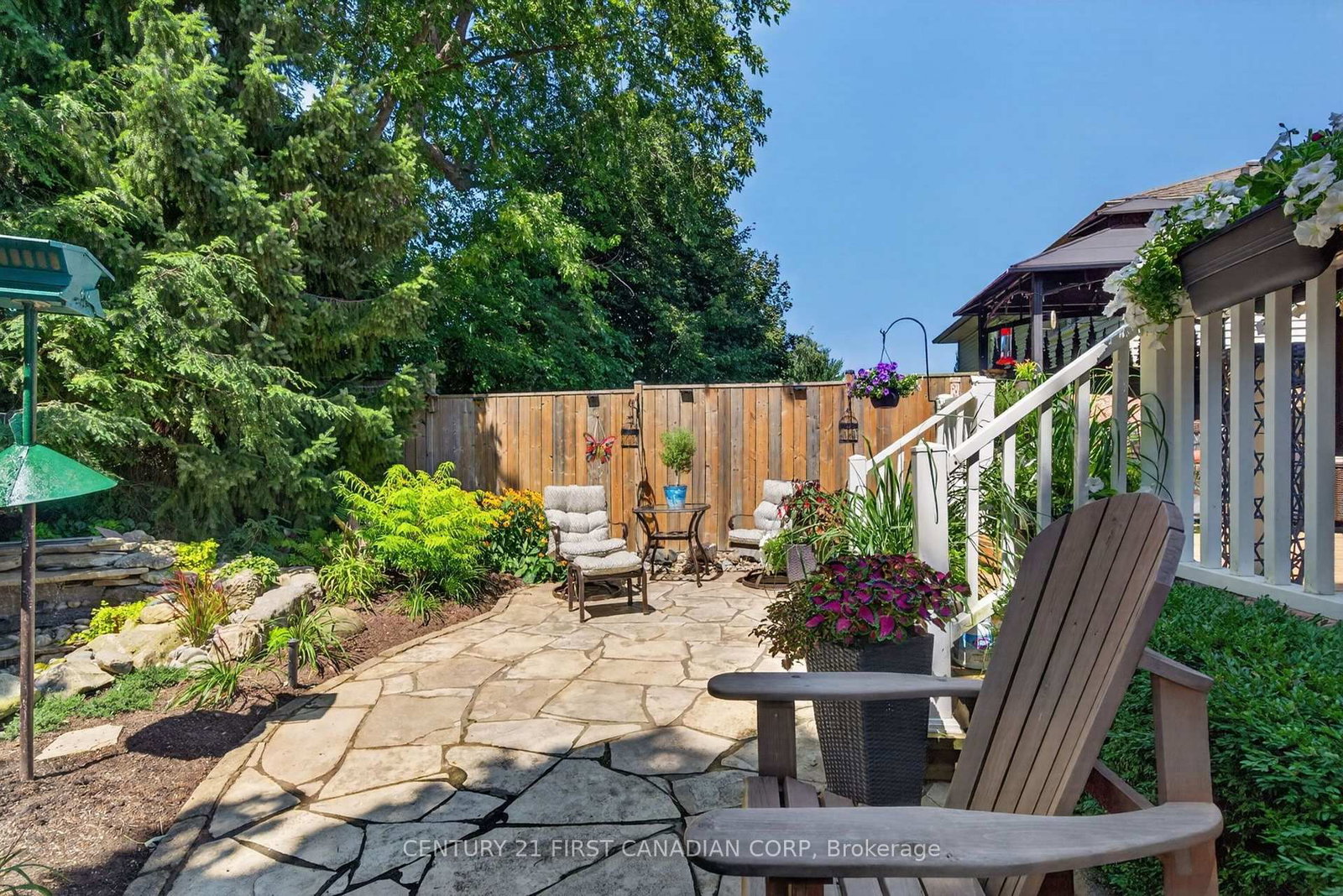 67 Moffatt Lane • Strathroy-Caradoc, ON photo 9