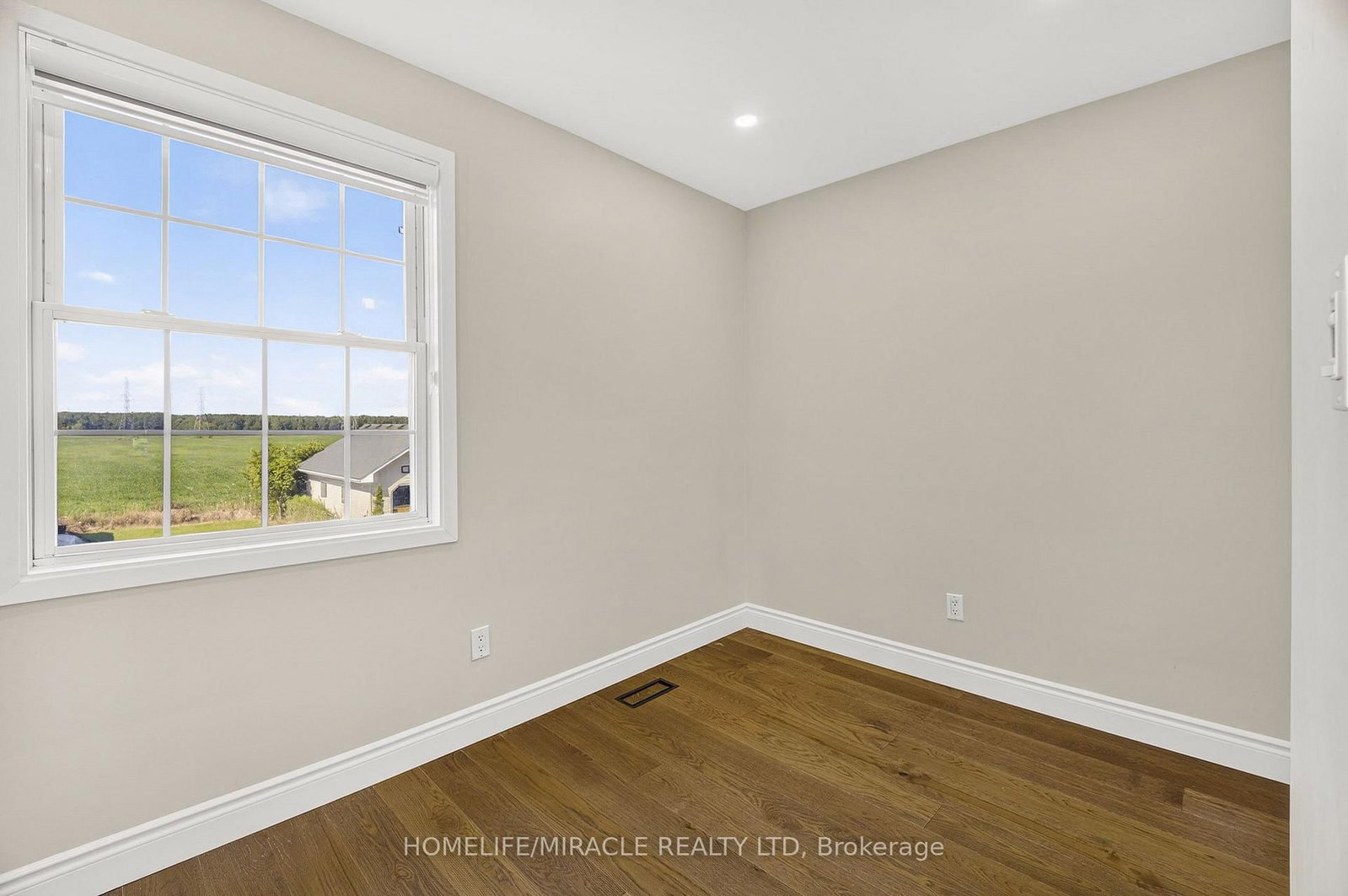8793 Thorold Stone Road • Niagara Falls, ON photo 31