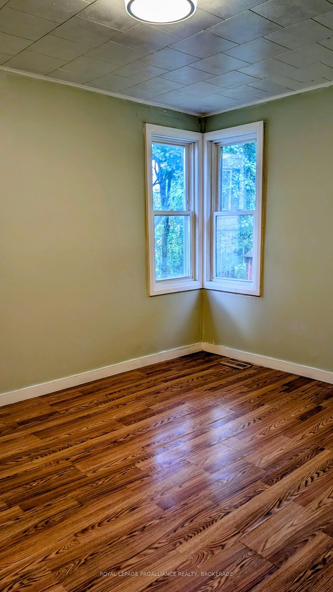 79 McDonald Avenue • Kingston, ON photo 12