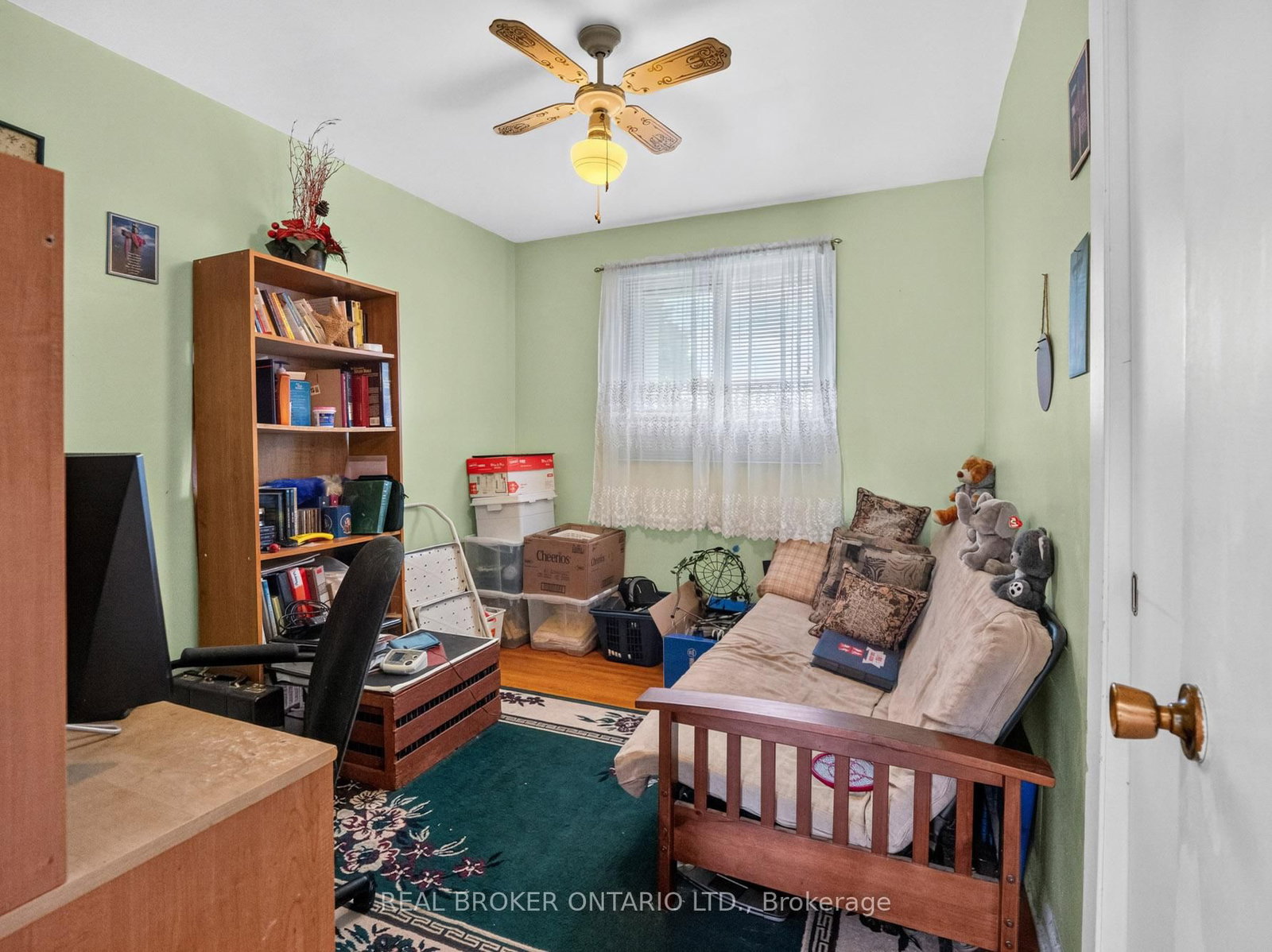 307 Kilgour Avenue • Welland, ON photo 16