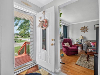 307 Kilgour Avenue • Welland, ON photo 5
