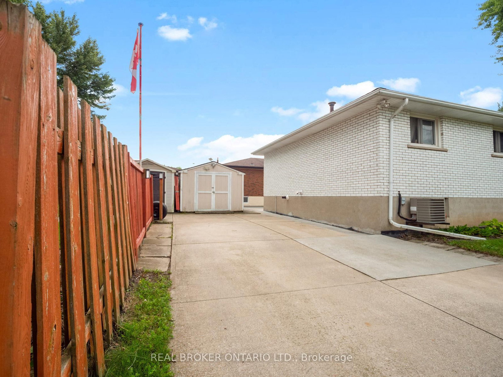 307 Kilgour Avenue • Welland, ON photo 6