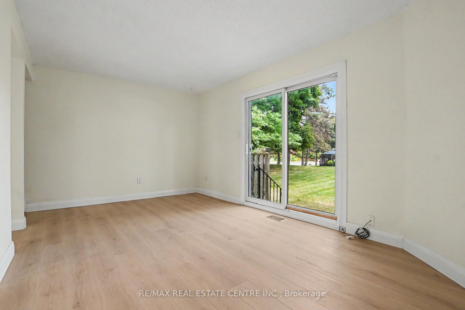 17 Quail Drive • #42 • Hamilton, ON photo 12