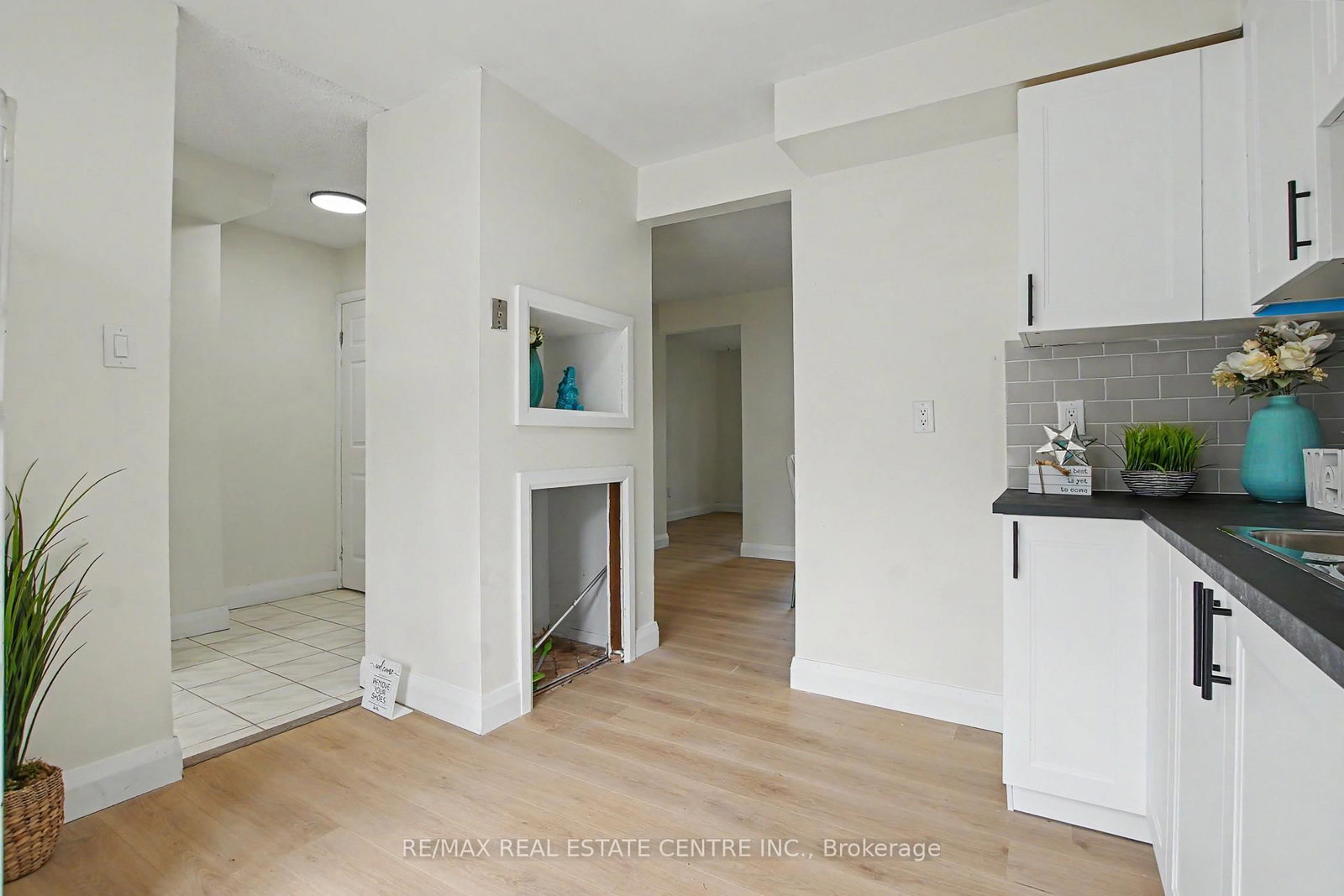 17 Quail Drive • #42 • Hamilton, ON photo 8