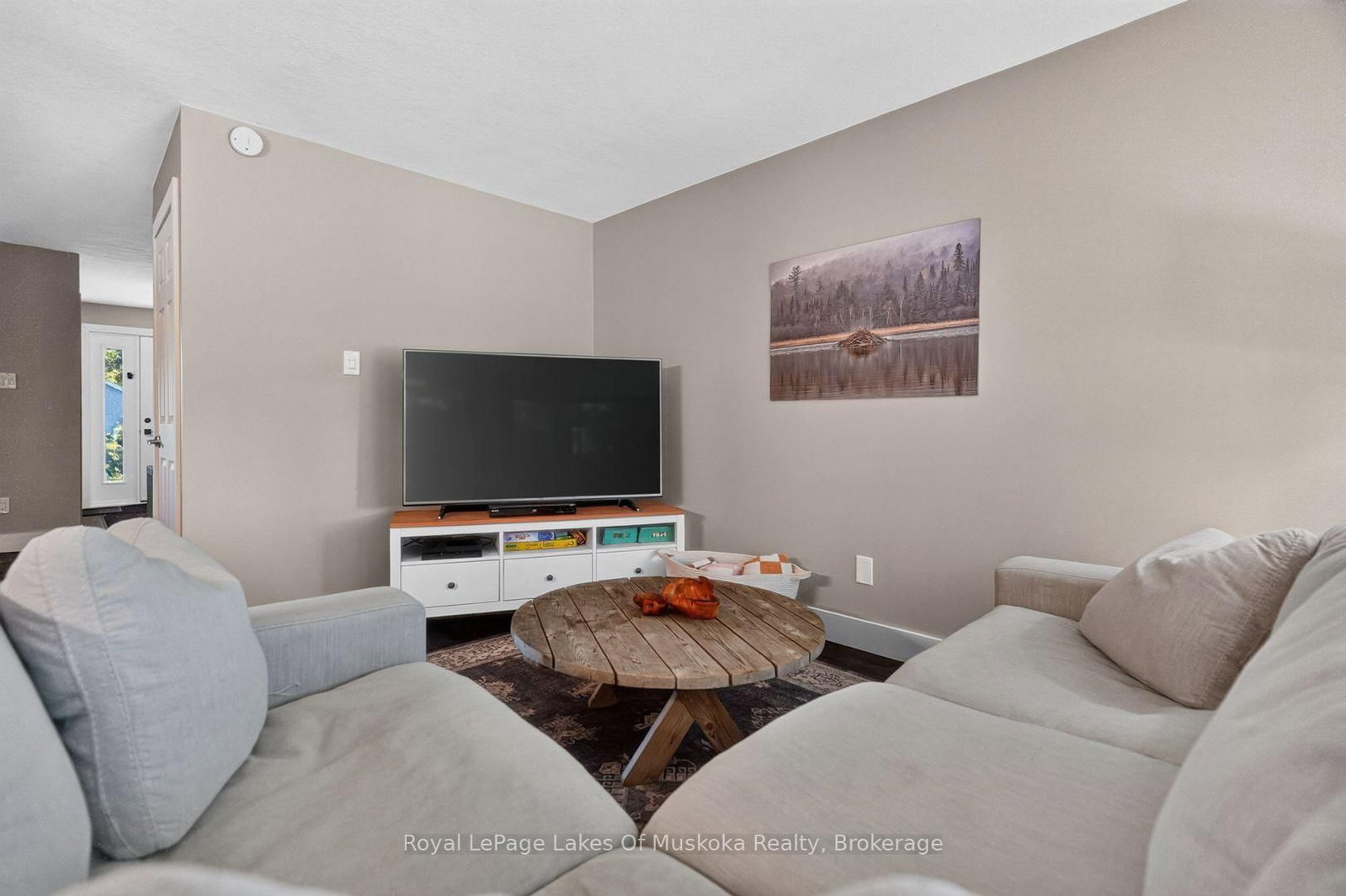 570 John Street S • Gravenhurst, ON photo 14