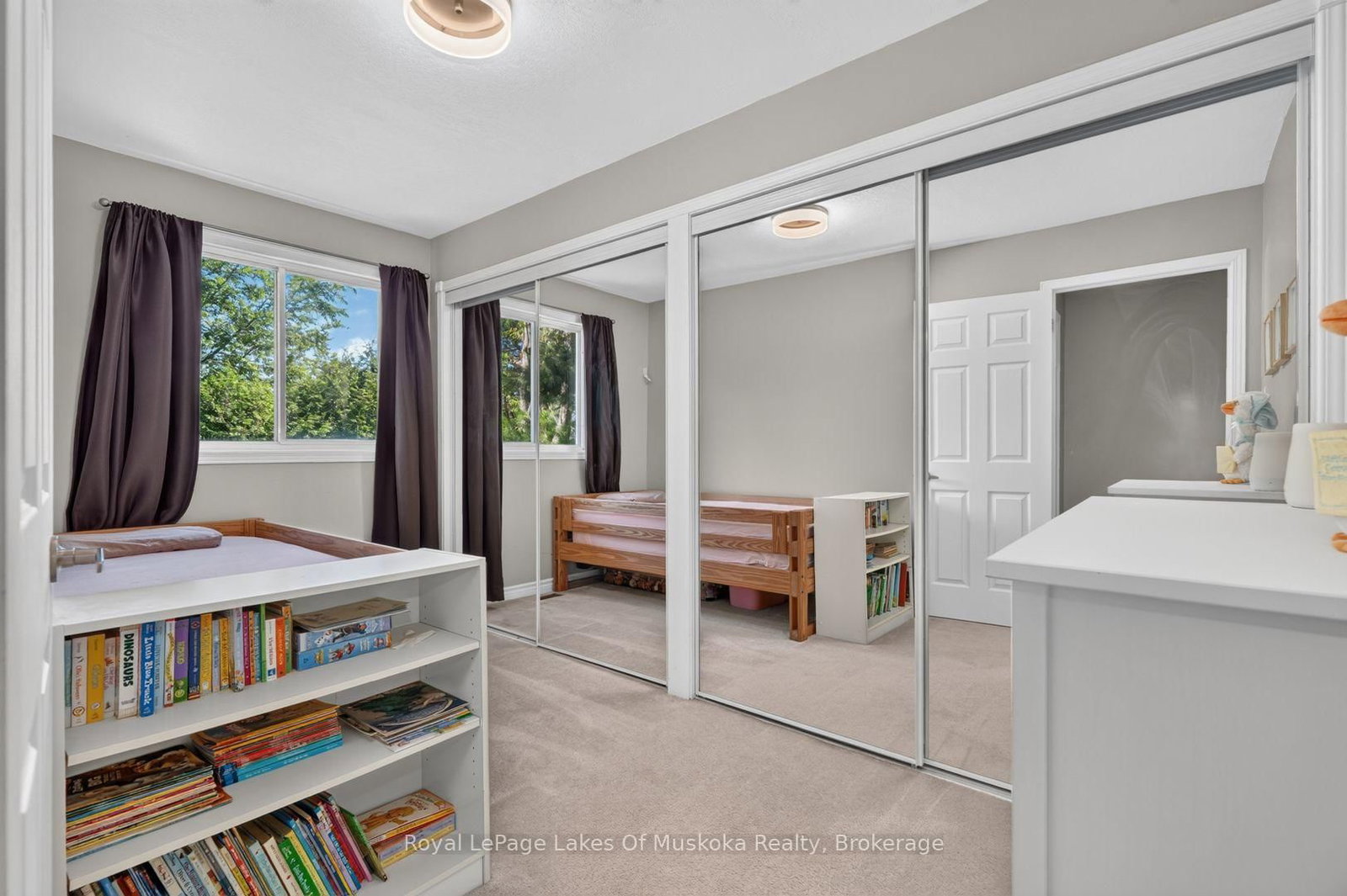 570 John Street S • Gravenhurst, ON photo 27