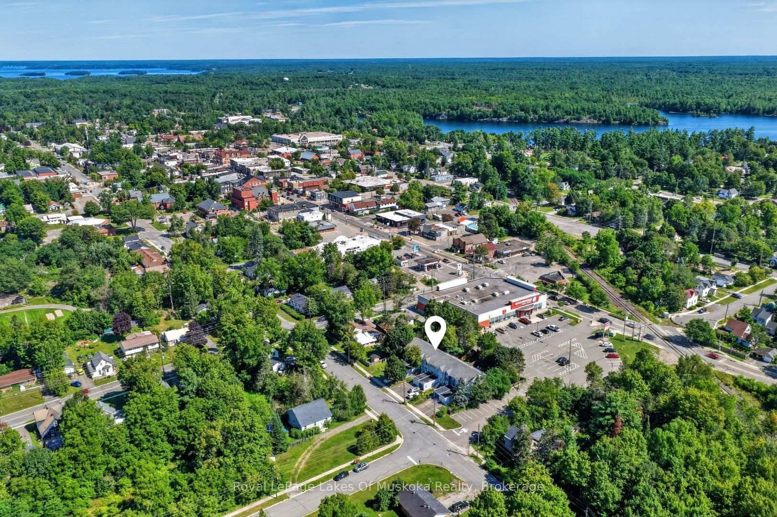 570 John Street S • Gravenhurst, ON photo 46