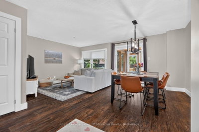 570 John Street S • Gravenhurst, ON photo 6
