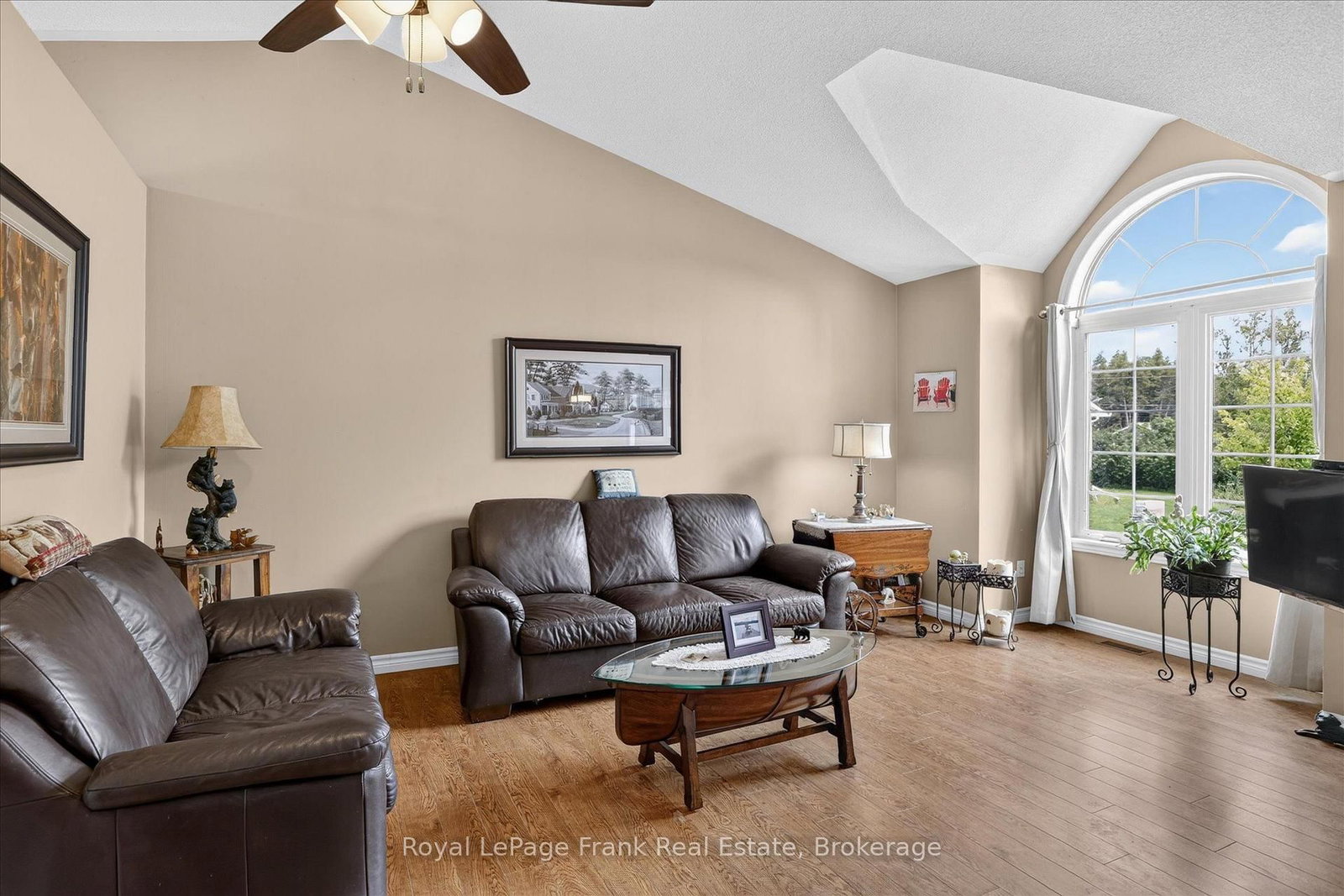124 Sumcot Drive • Trent Lakes, ON photo 11