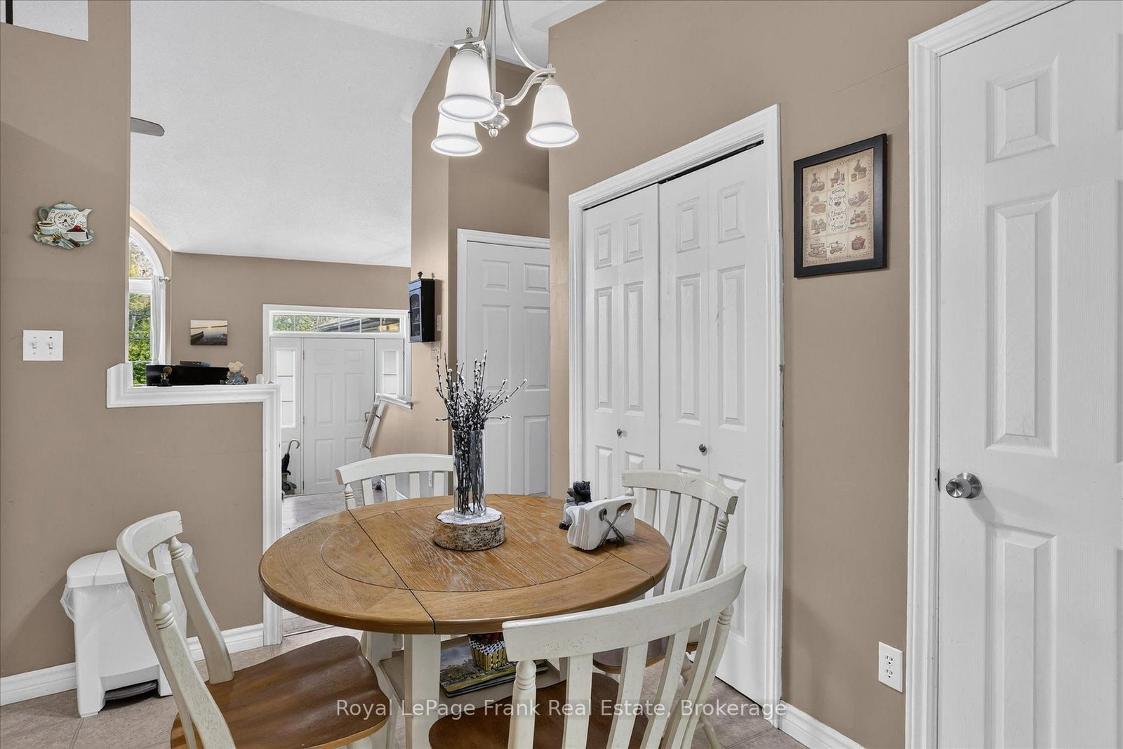 124 Sumcot Drive • Trent Lakes, ON photo 17