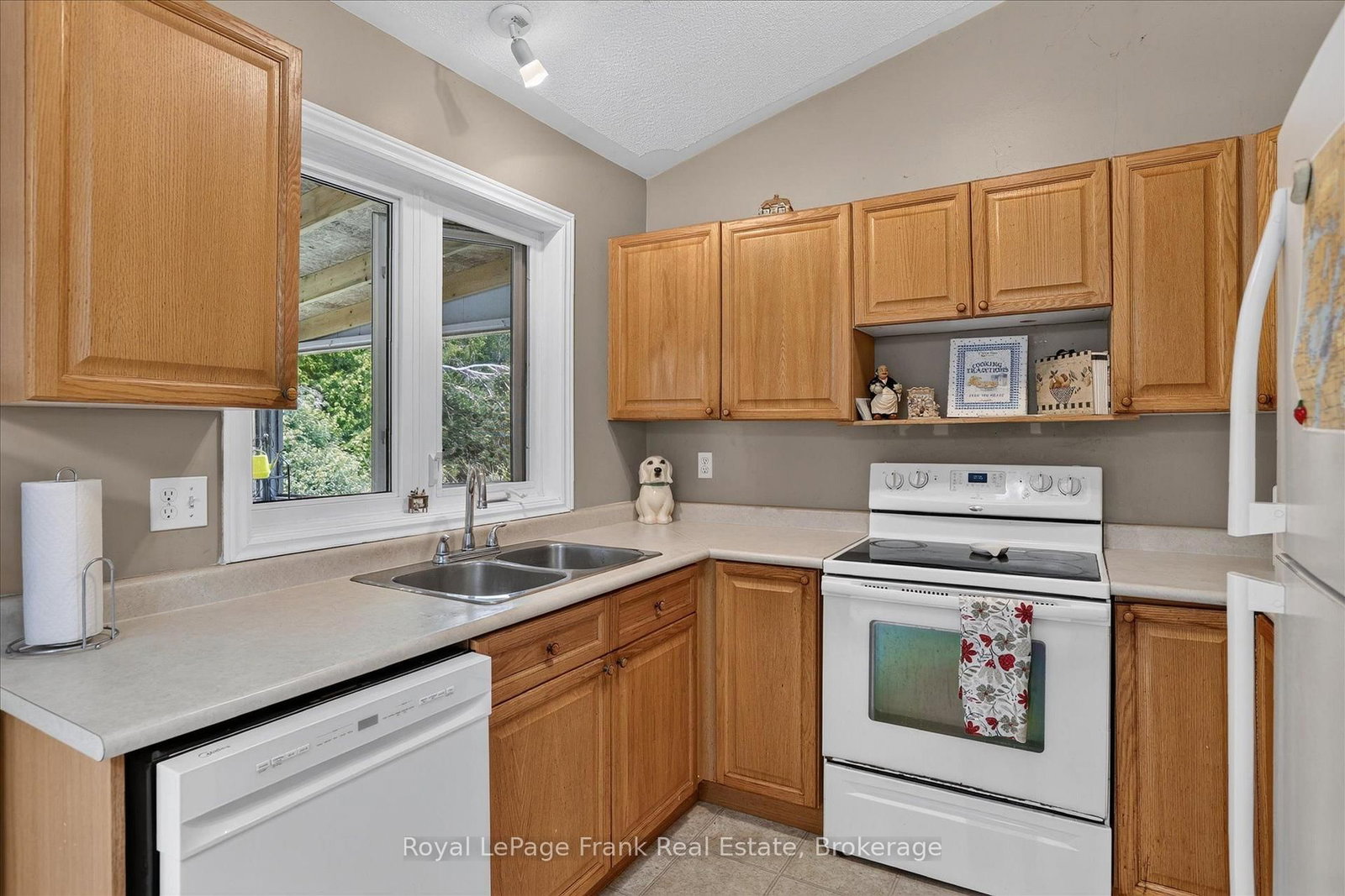 124 Sumcot Drive • Trent Lakes, ON photo 18