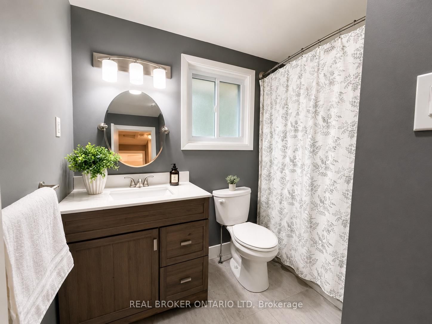 95 Clifton Crescent S • London South, ON photo 12