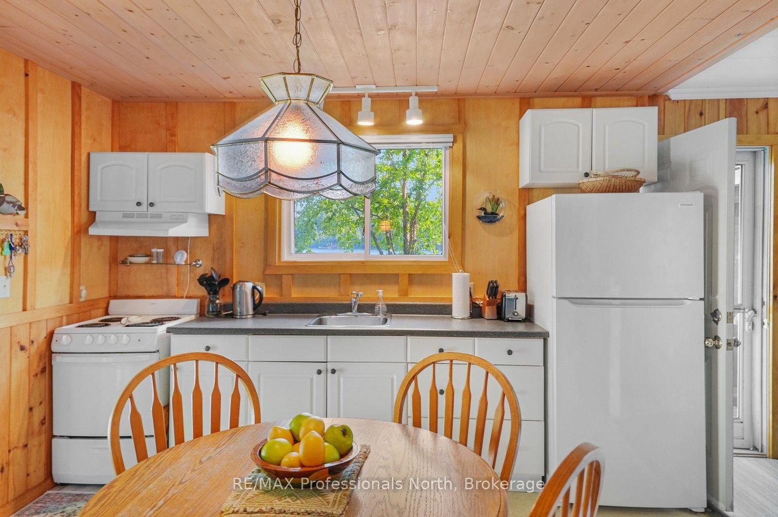 1017 Pickerel Lane • Highlands East, ON photo 10