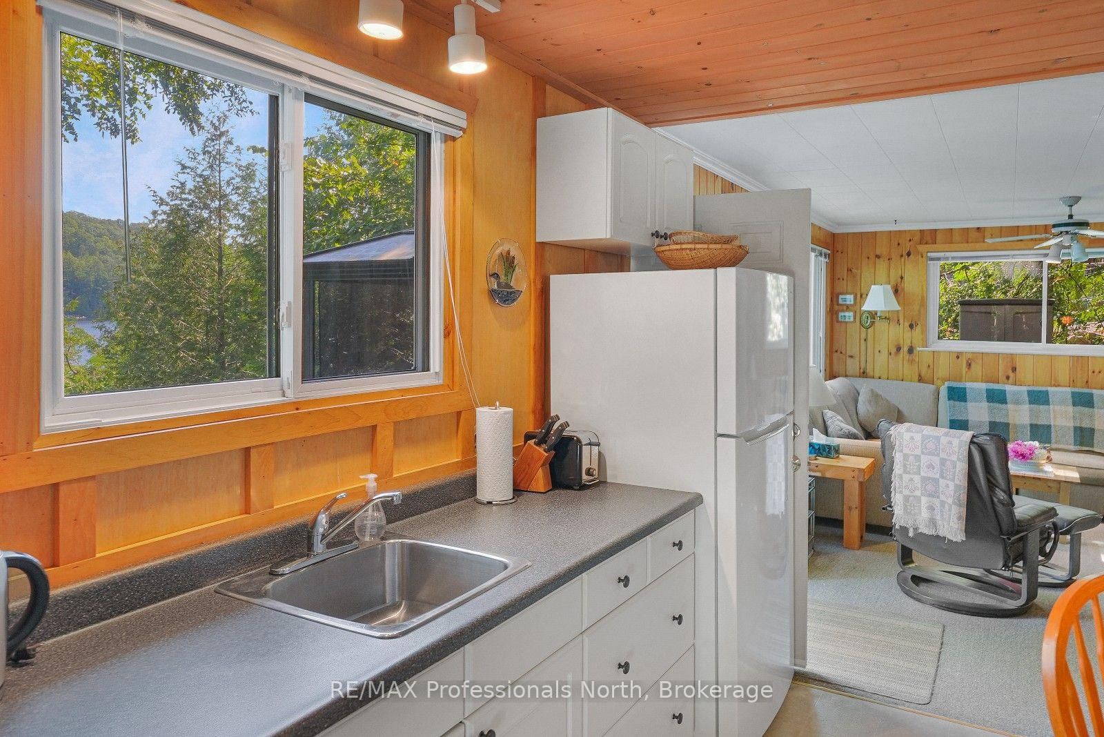 1017 Pickerel Lane • Highlands East, ON photo 12