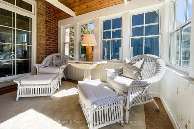 202 Snowbridge Way • Blue Mountains, ON photo 8