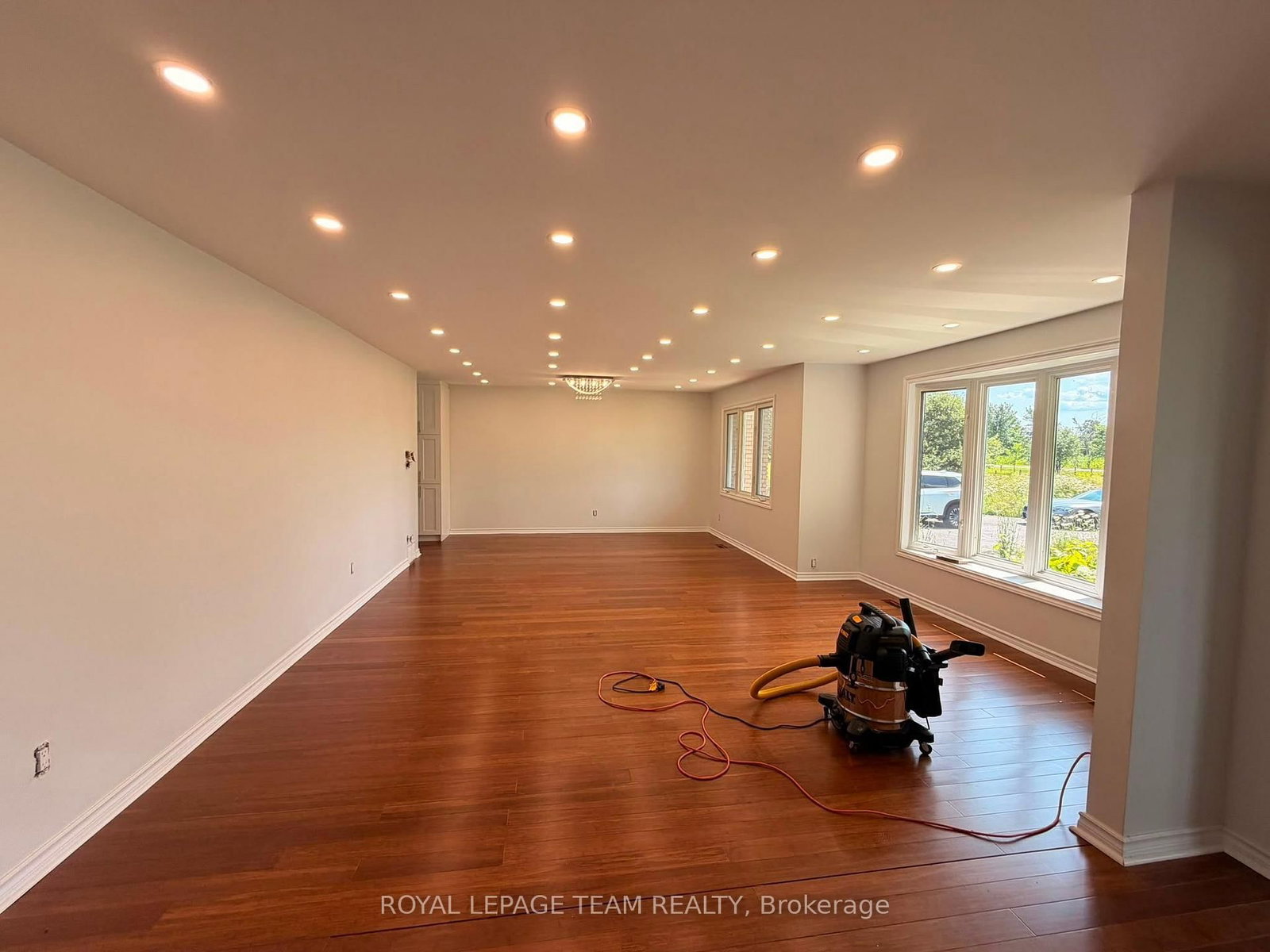 3084 Woodkilton Road • Ottawa, ON photo 33