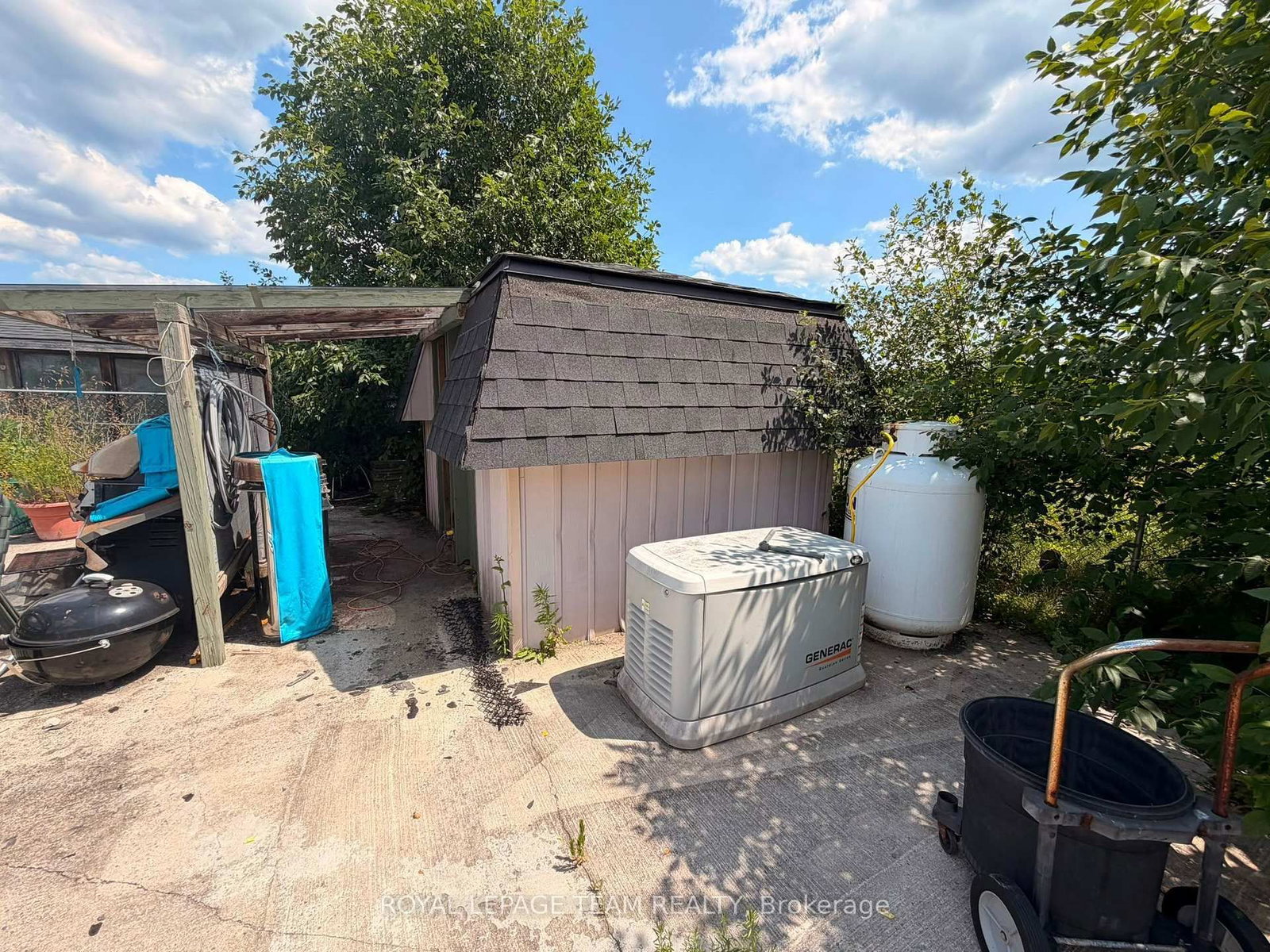 3084 Woodkilton Road • Ottawa, ON photo 46