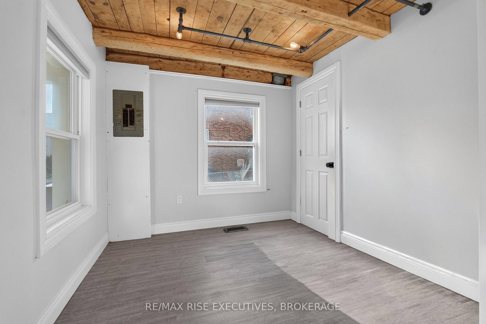 48 Elm Street • Kingston, ON photo 16