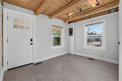 48 Elm Street • Kingston, ON photo 4
