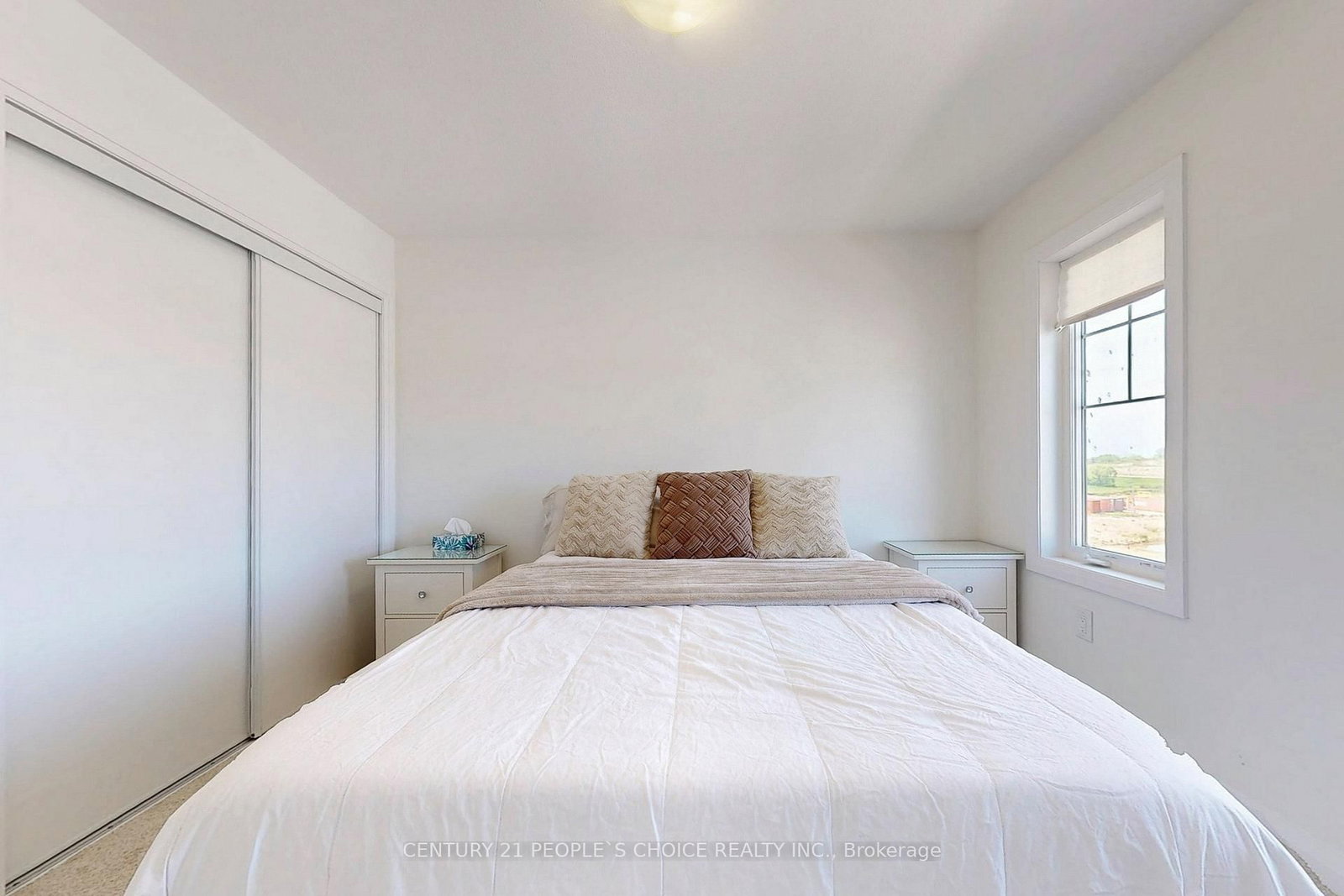 19 Central Market Drive • Haldimand, ON photo 15