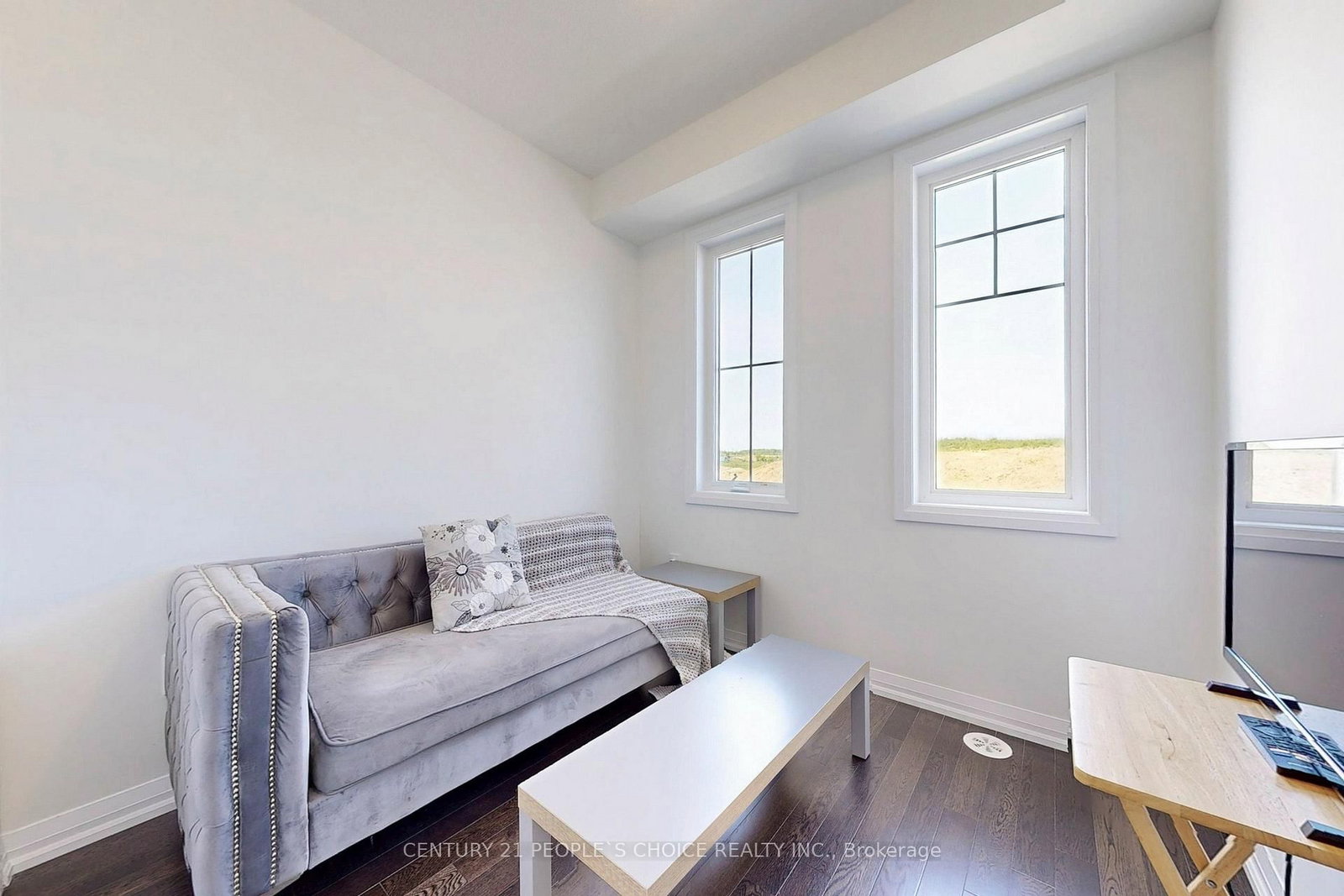 19 Central Market Drive • Haldimand, ON photo 17