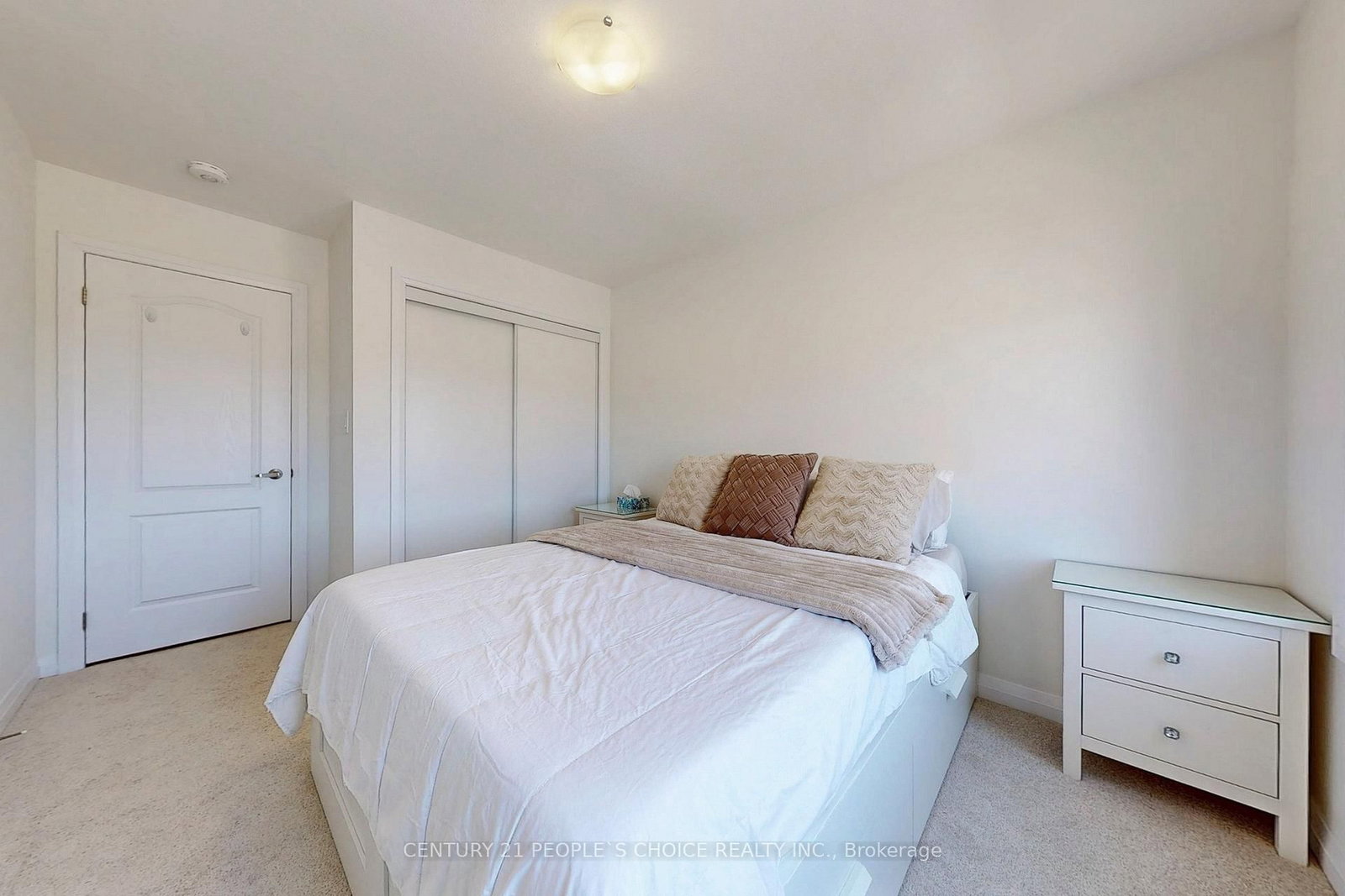 19 Central Market Drive • Haldimand, ON photo 35