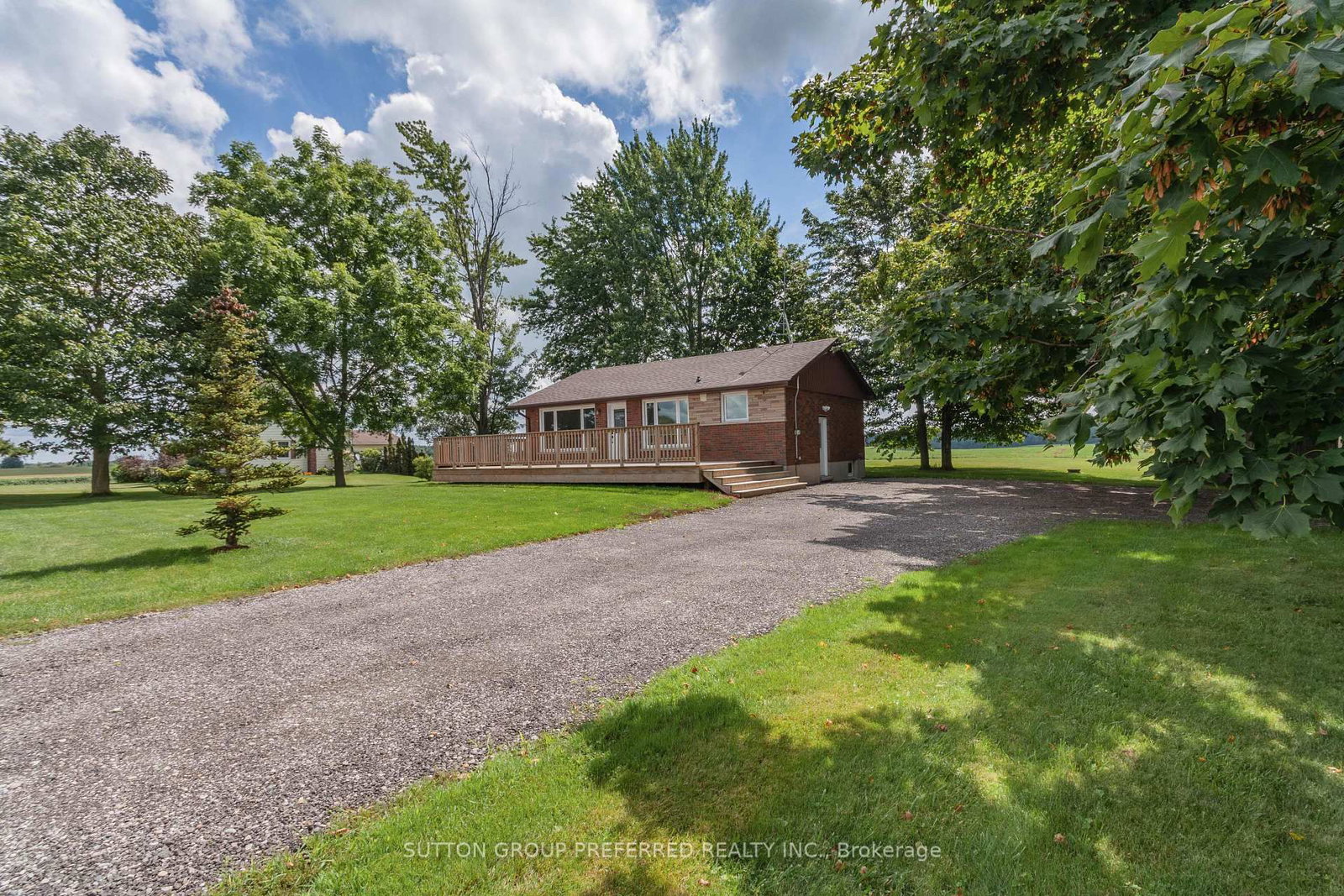 4463 Avon Drive • Malahide, ON photo 2