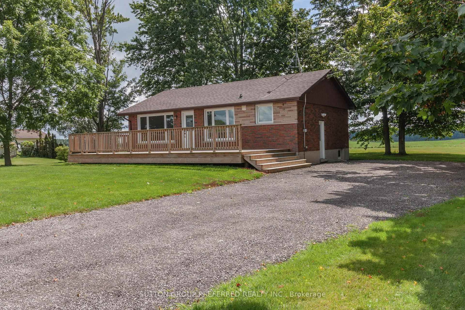 4463 Avon Drive • Malahide, ON photo 3