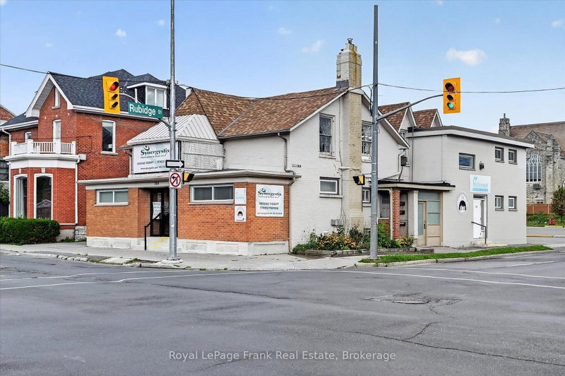 308 Charlotte St photo 1