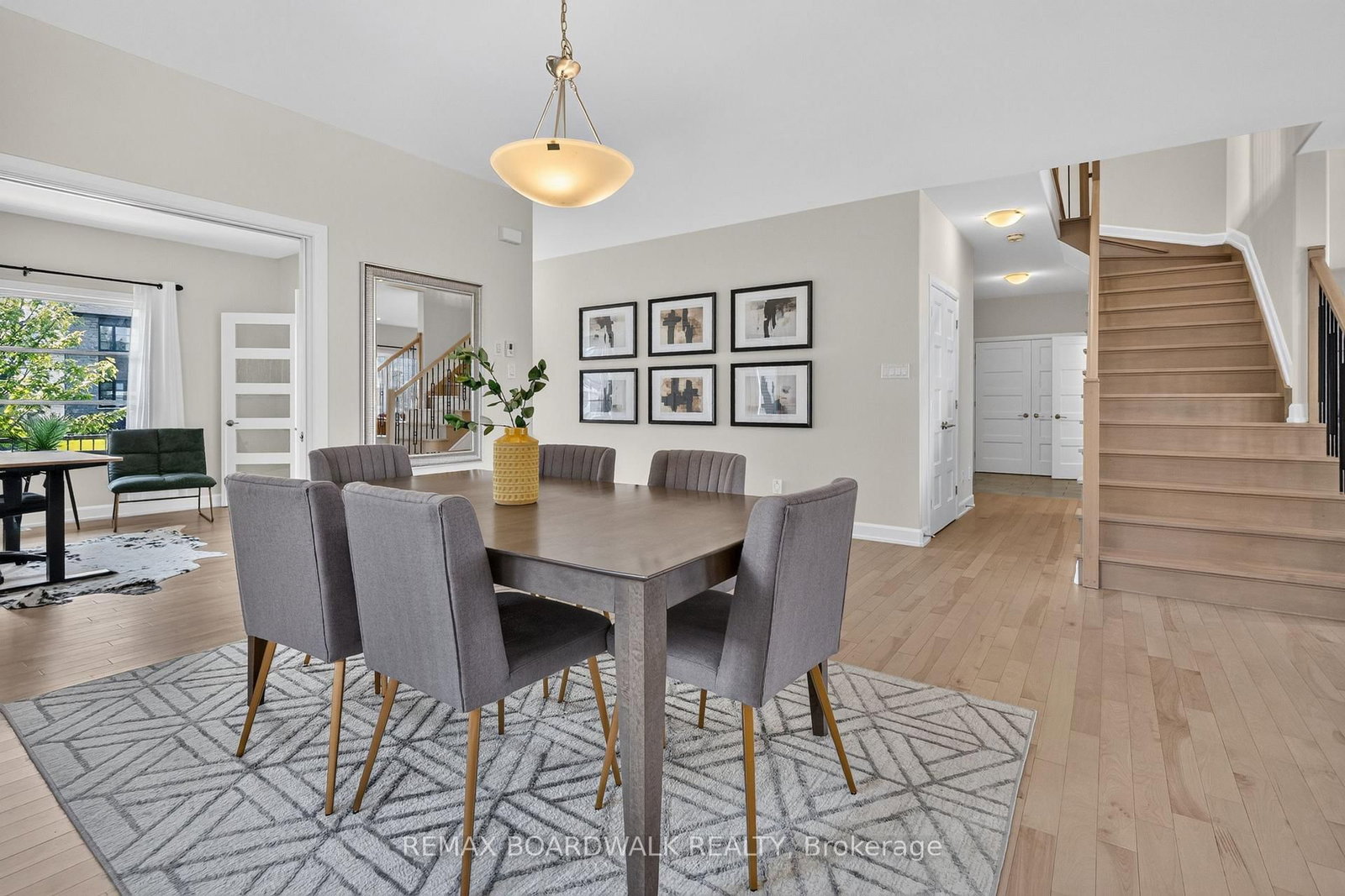340 Moonlight Drive • Russell, ON photo 13
