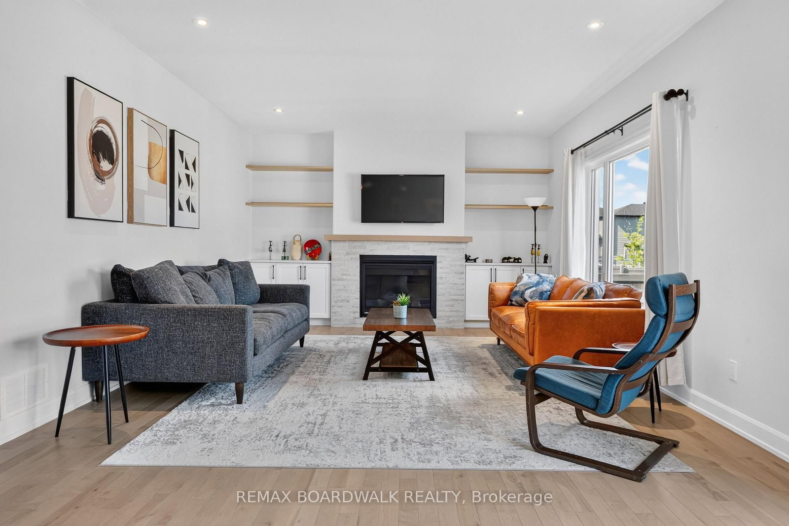 340 Moonlight Drive • Russell, ON photo 15