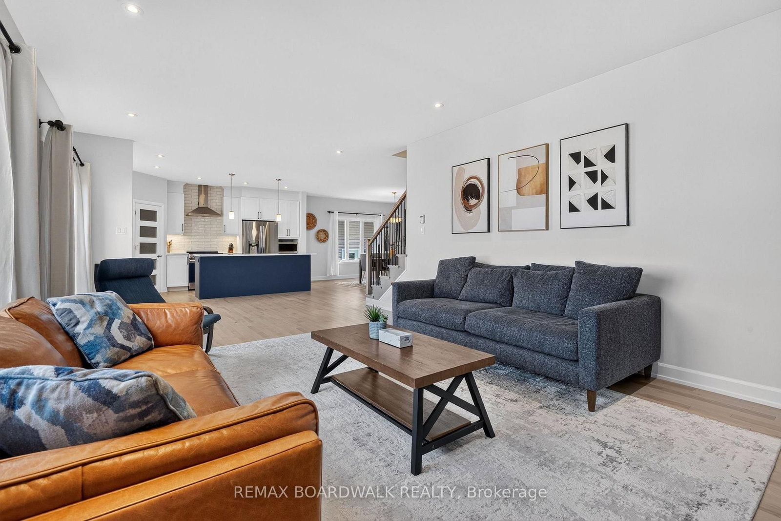 340 Moonlight Drive • Russell, ON photo 16