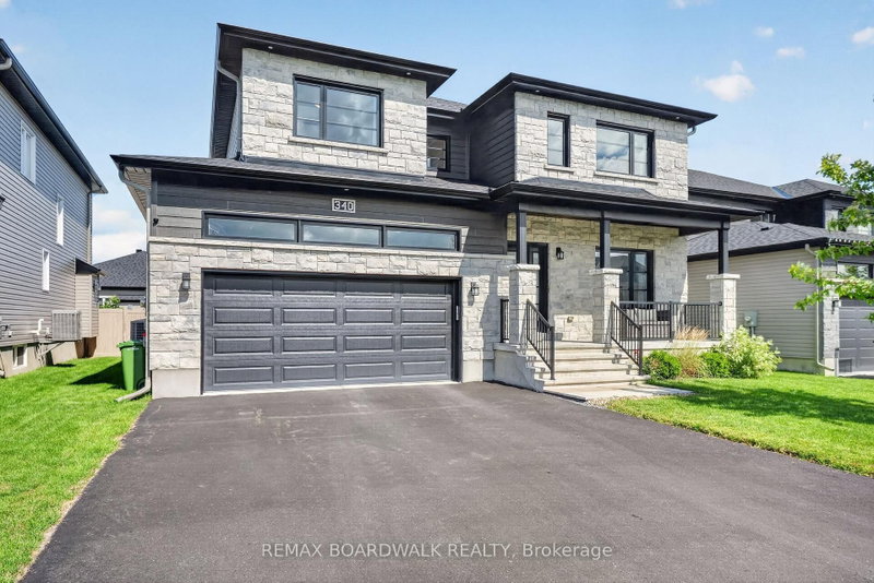 340 Moonlight Drive