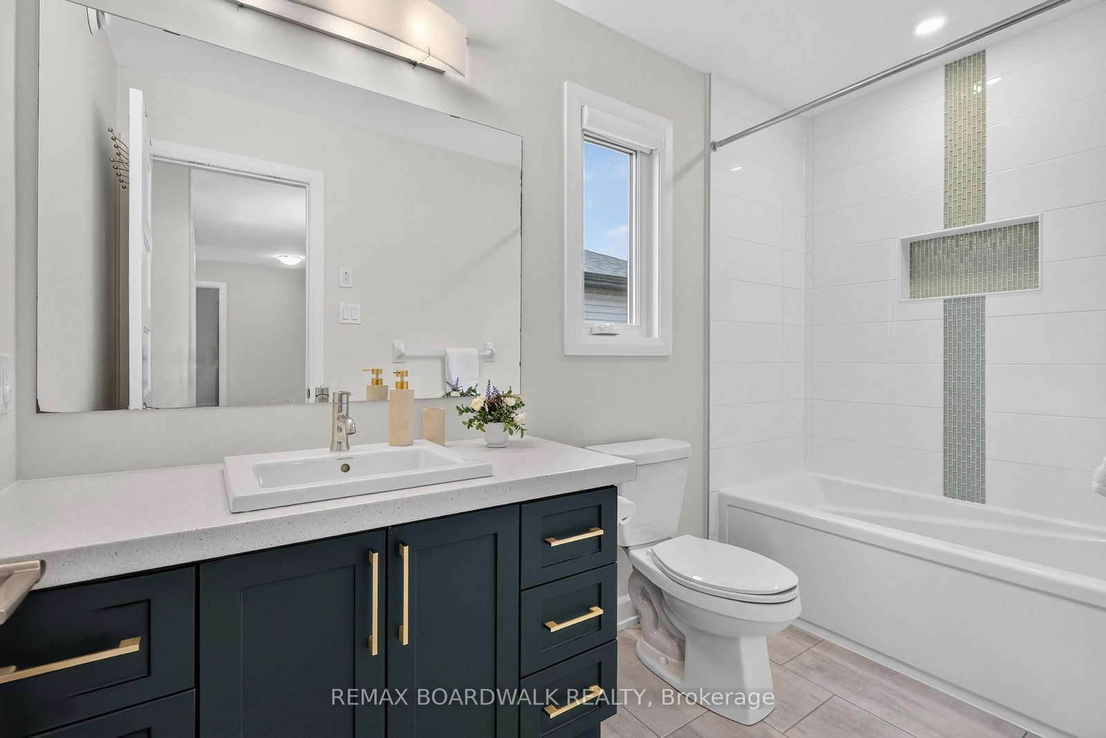 340 Moonlight Drive • Russell, ON photo 24