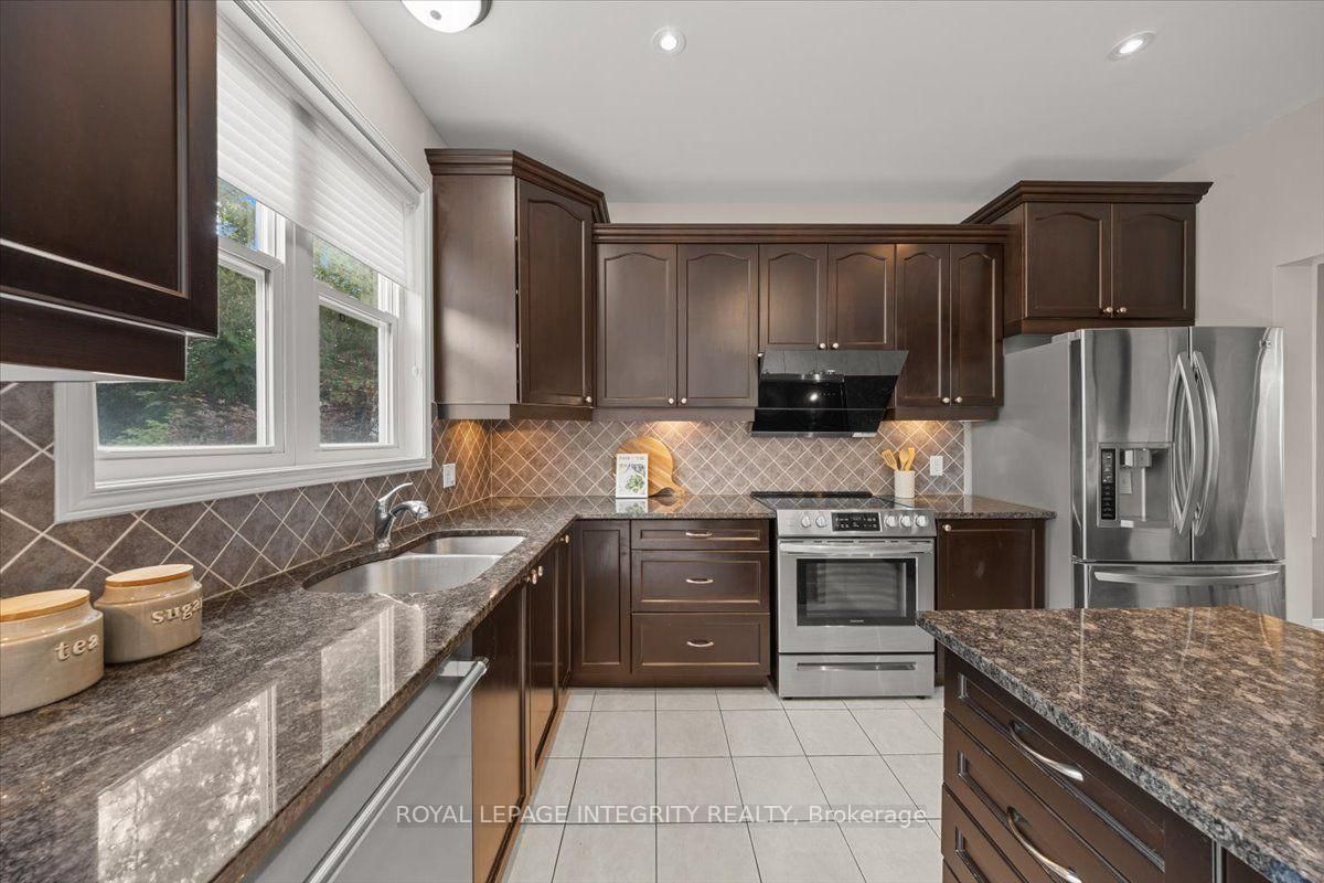 322 Maxwell Bridge Road • Ottawa, ON photo 22