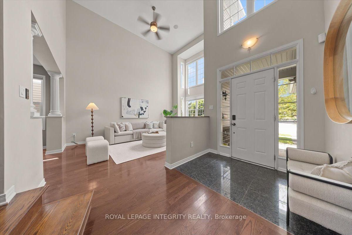 322 Maxwell Bridge Road • Ottawa, ON photo 3